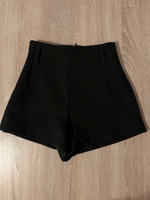 Cher17 чорні шорти