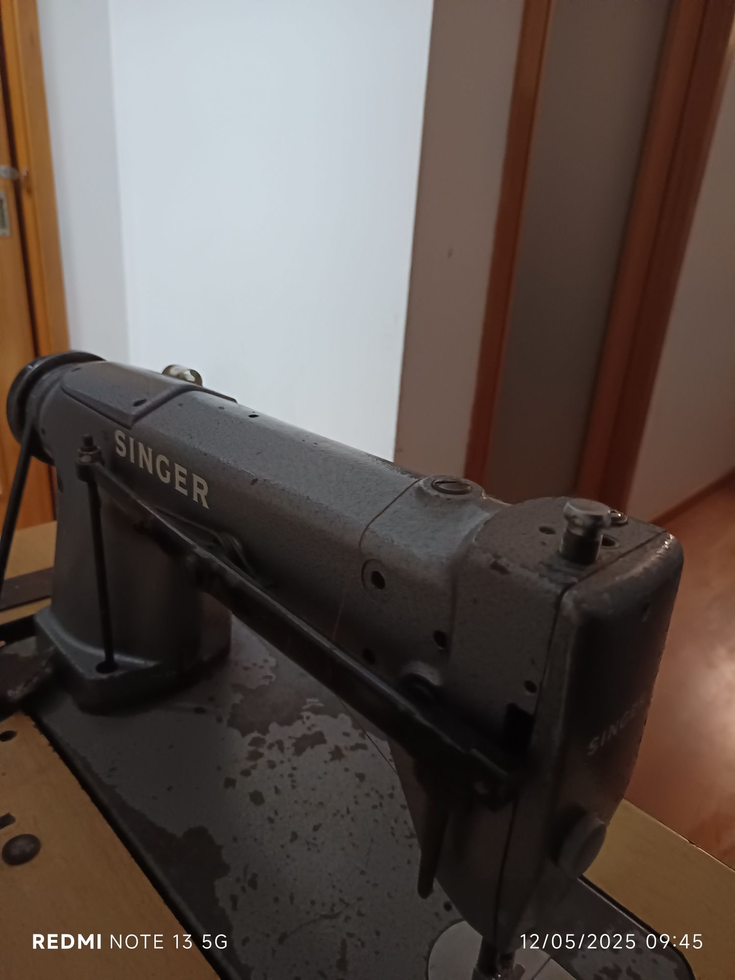 Máquina de costura Singer