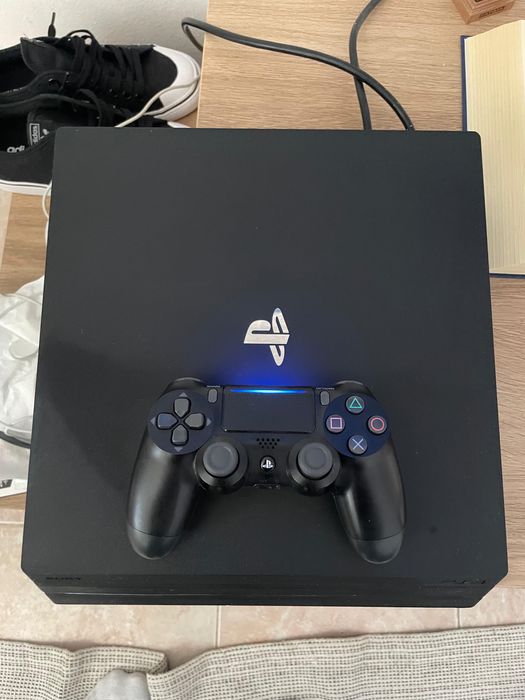 PlayStation 4 PRO