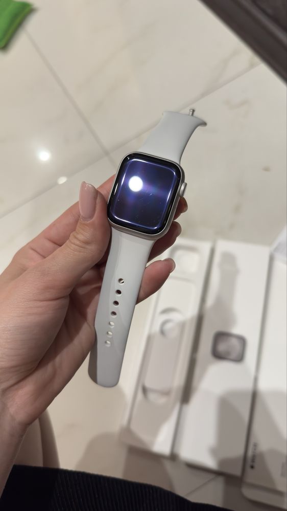 Apple Watch Series 8 41mm. оригінал  ( стан ідеальний)