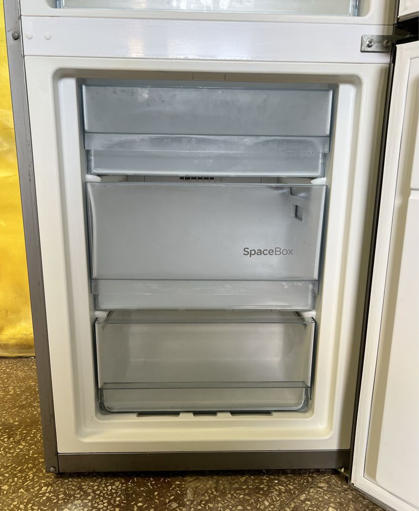 Двухкамерный холодильник Gorenje 200cm NoFrost