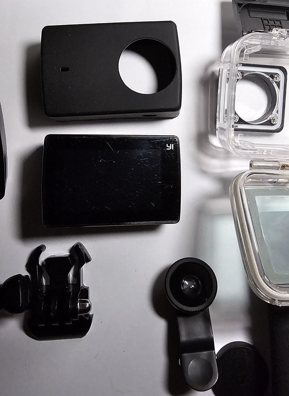 Видеокамера action camera Xiaomi Yi 4K YAS 1616 INT