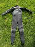 Fato Billabong 4’3” tamanho 14