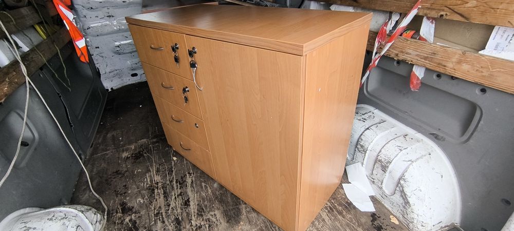 Komoda cztery szuflady jedna szafka