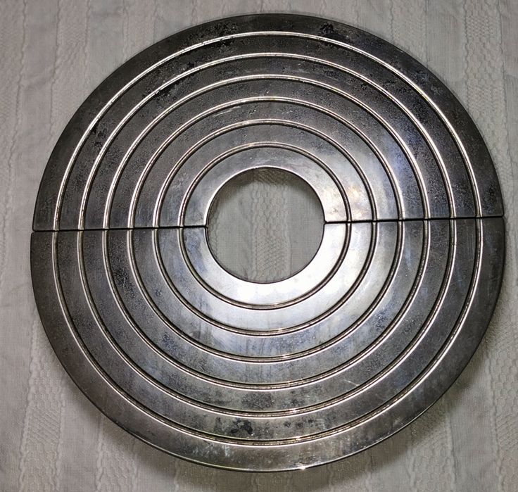 Antiga Base em Casquinha para Travessas/ Pratos