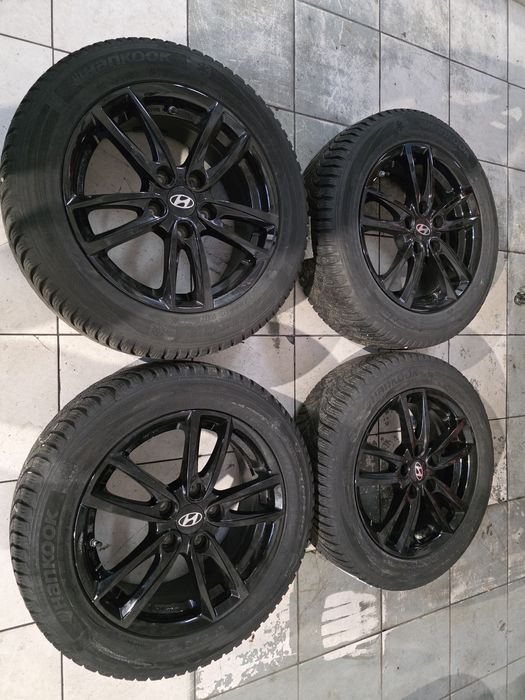 Felgi Hyundai 16" 5x114,3 z oponami 205/55 R16 i30 i40