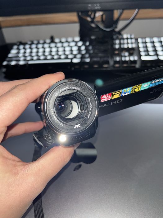 handycam kamera jvc efekty vintage retro cyfrowa gz e prezent