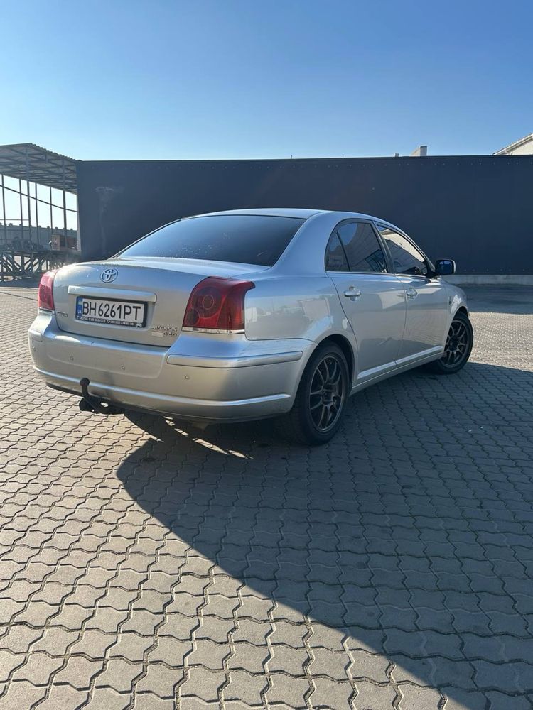 Toyota avensis t25