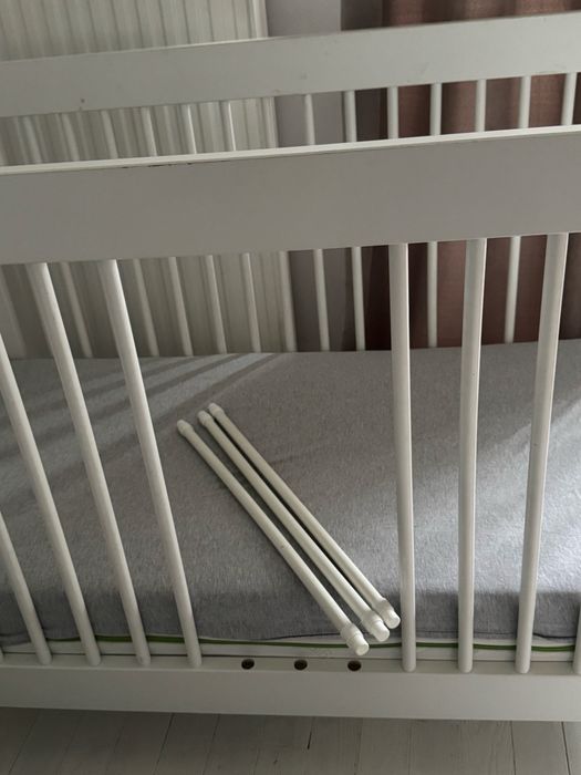 Łóżeczko Pinio z materacem 120x60cm