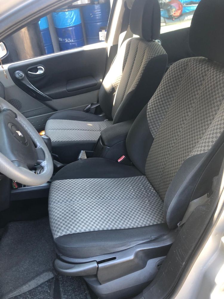 Renault Megane II 1.4 16v