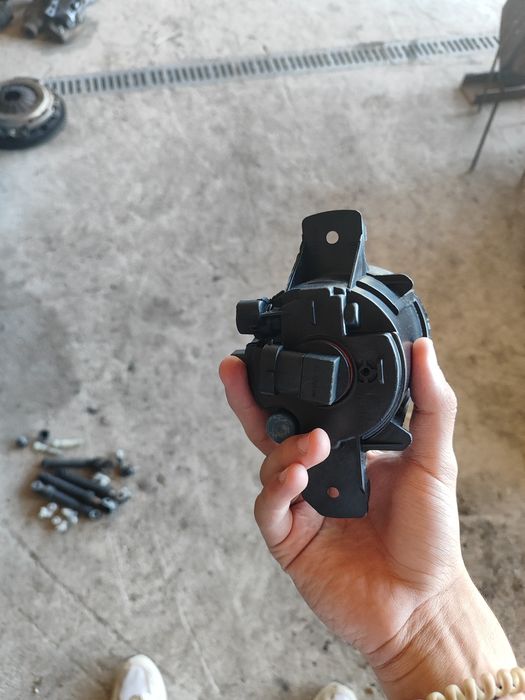 протитуманні фари Nissan X-Trail T30, Qashqai j10