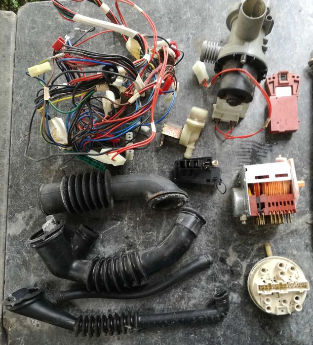 Peças Maquina Lavar Roupa INDESIT WG4321TX