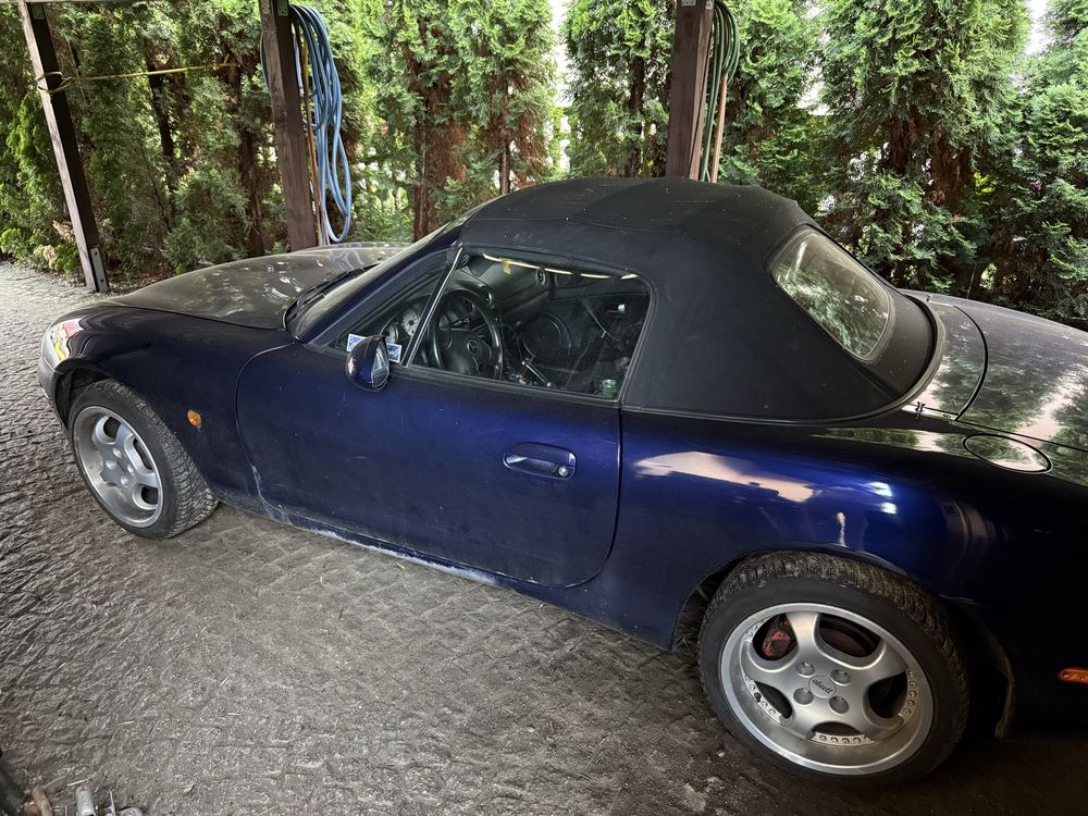 Mazda MX-5 NB NBFL 2004r