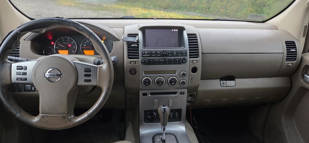 Nissan Pathfinder 2.5 dCi 4x4 hak
