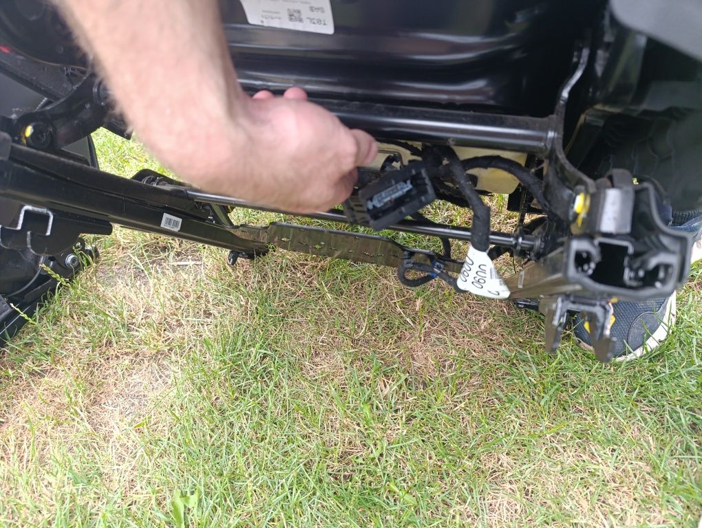 Fotele skórzane komplet Opel Mokka