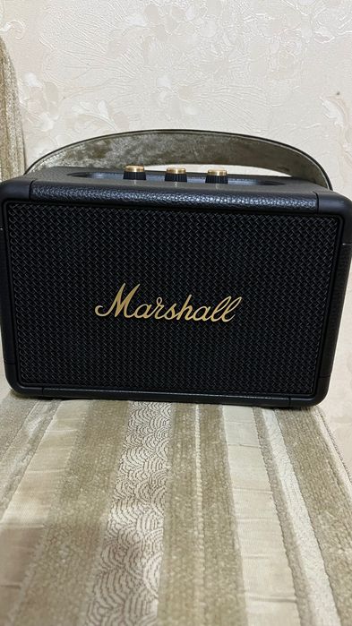 Продаю колонку Marshall