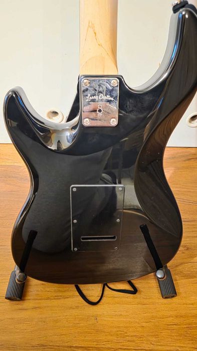 Sprzedam gitarę Sire Larry Carlton S3 BK - bardzo dobry stan.