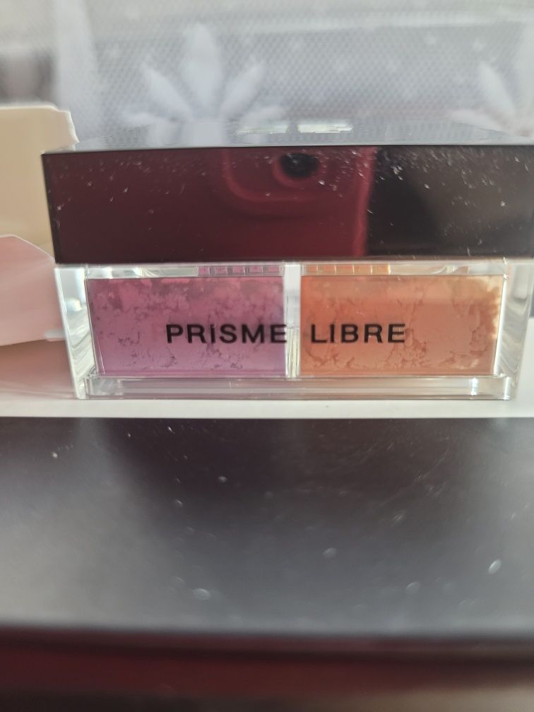 Puder sypki Givenchy wersja podróżna