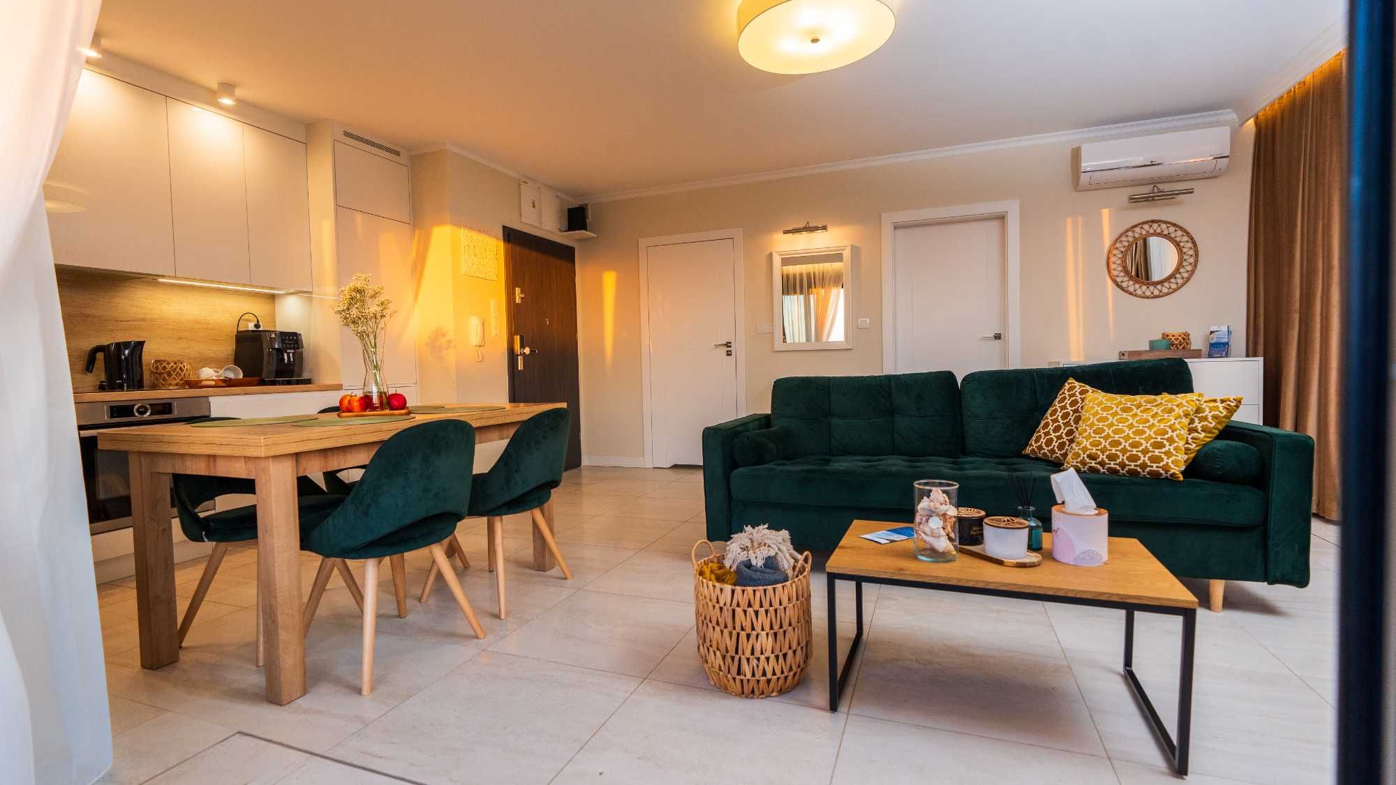 Apartament ODNOWA z frontowy widoki na morze w Gardenia Dziwnòw