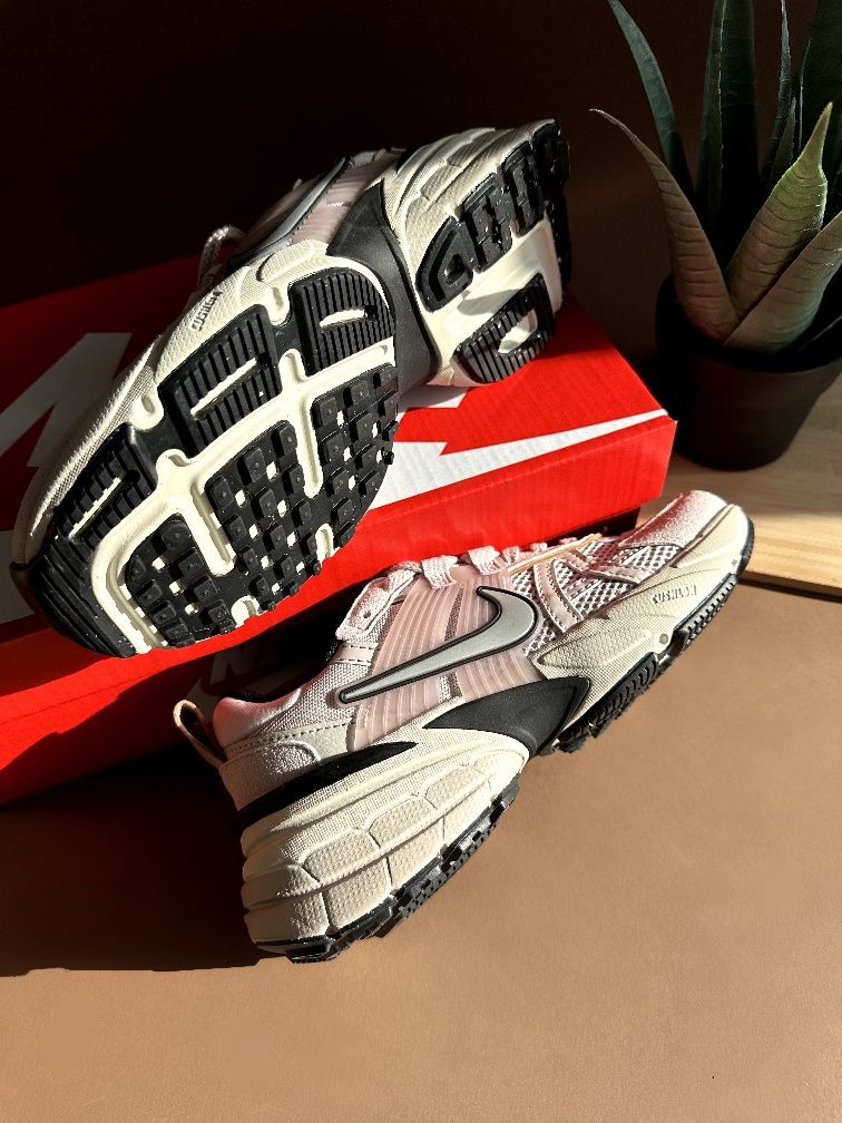 Nike Runtekk V2K Pink