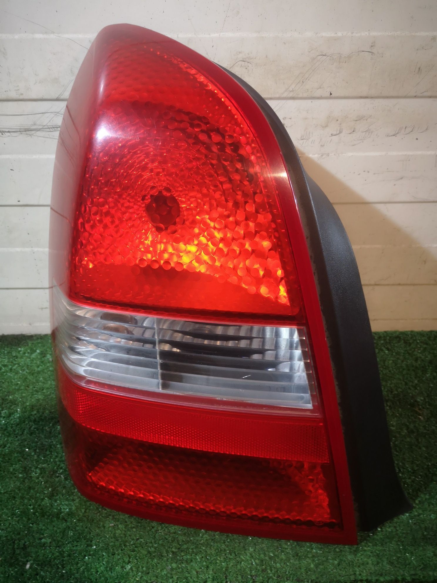 Nissan Primera P12 lampy