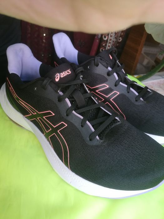 Жіночі кросівки ASICS Gel-Pulse 14