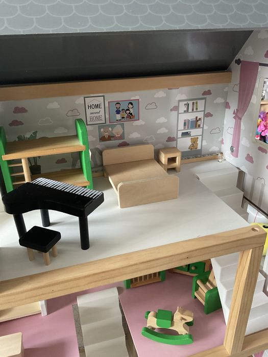 Drewniany domek dla lalek xxl uzywany