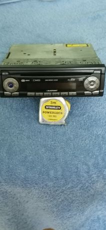 Auto radio Grundig San remo 32 pouco uso. Equipava num Golf GTI 2004
