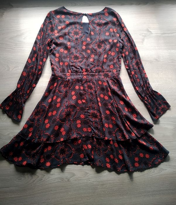 Vestido novo marca VILA - Tamanho S