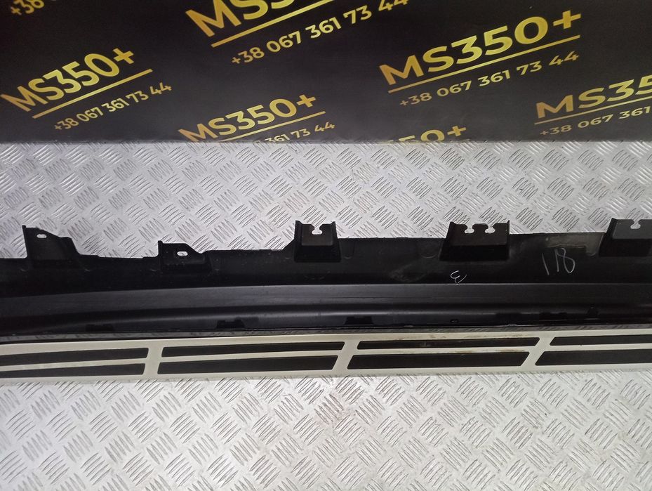 Накладка декоративна на поріг права BMW X7 G07 Розборка БМВ Х7 Г07