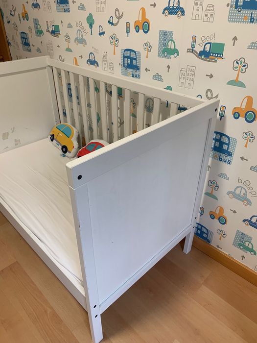 Berço Ikea em bom estado