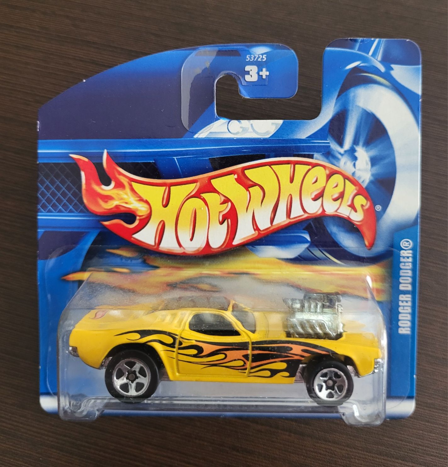 Hotwheels antigos,  ano 2001.