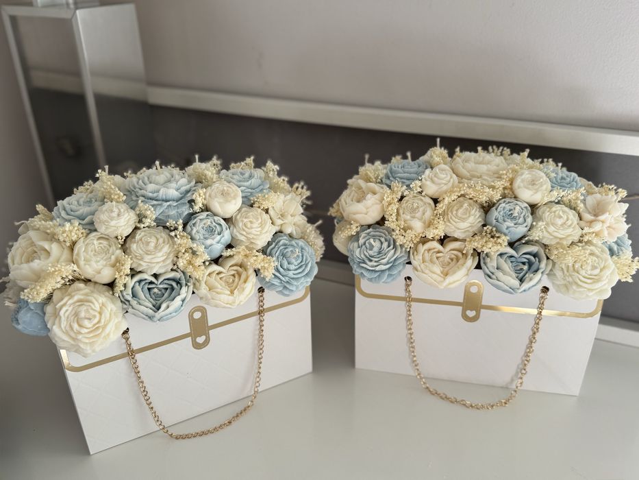 Duży bukiet z wosku sojowego / Candle Flower Box