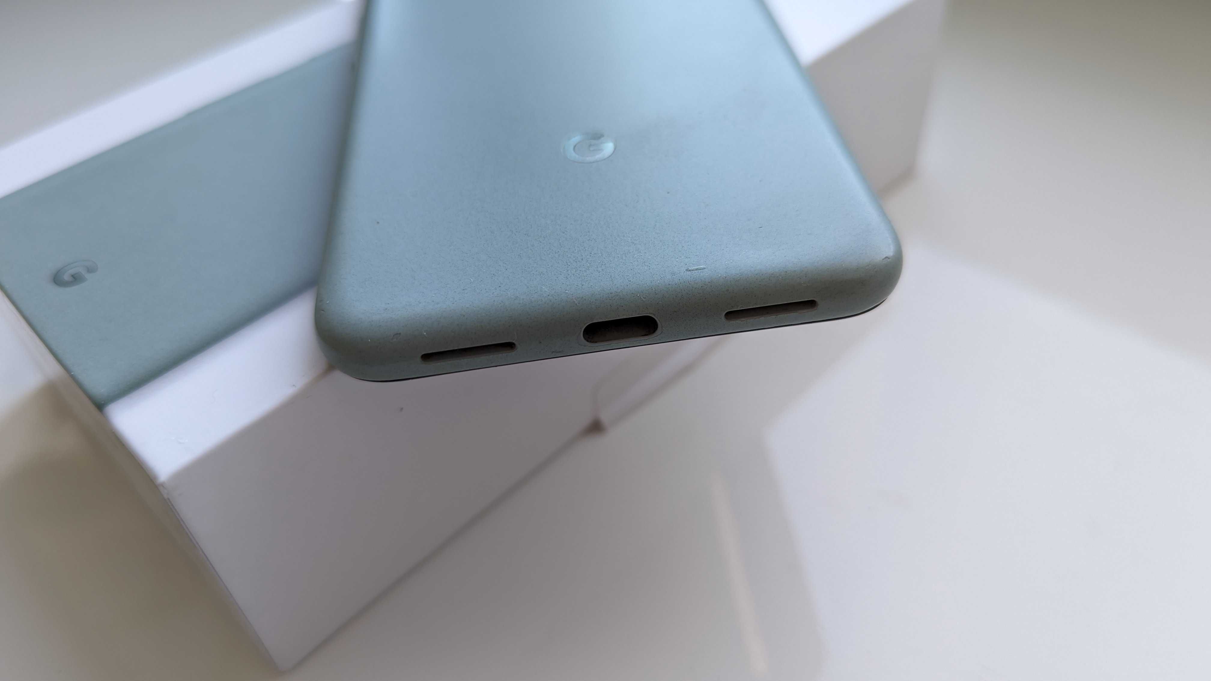 Google Pixel 5 8/128 neverlock (полоса на екрані)