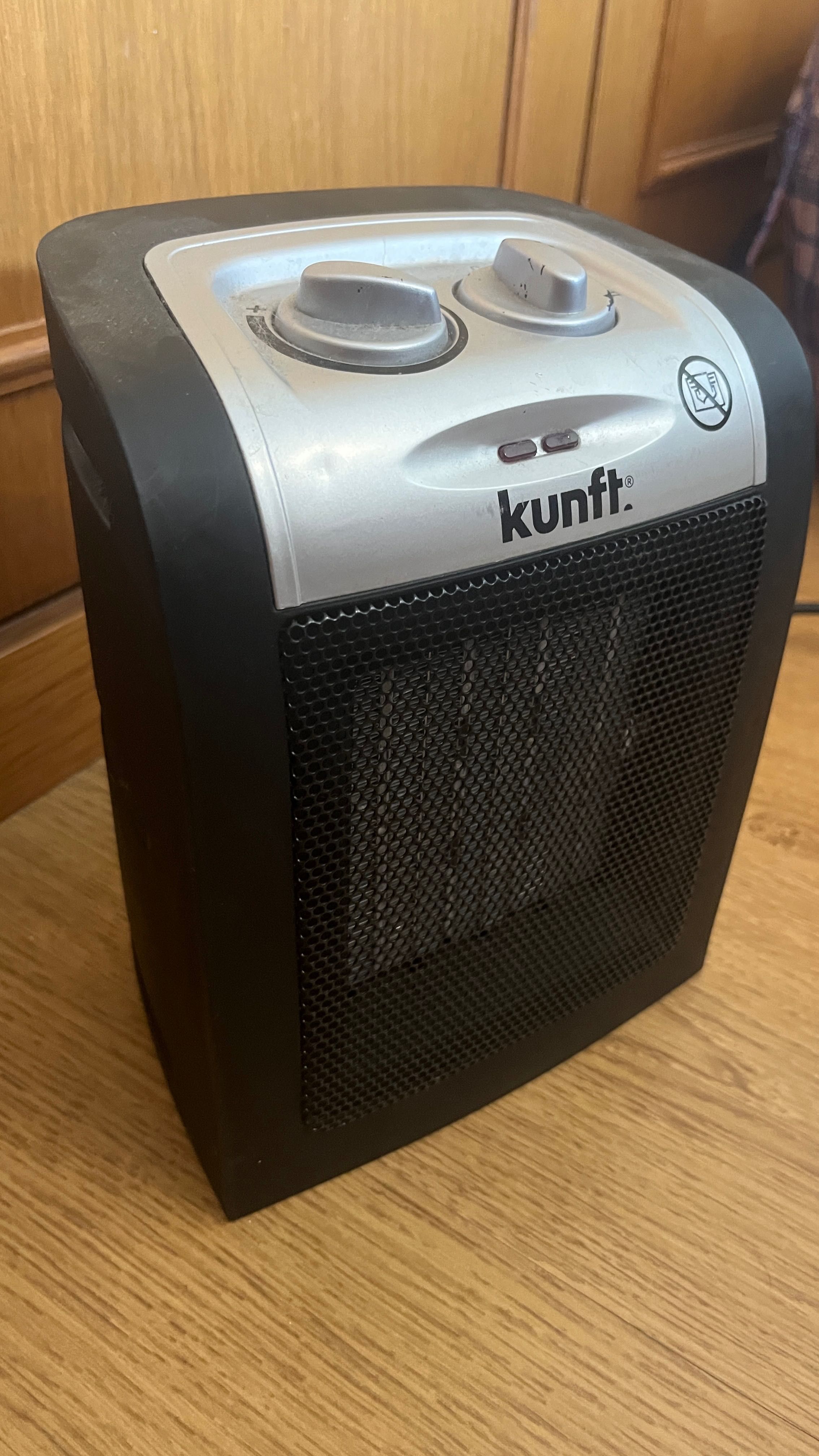 Mini Aquecedor Kunft – compacto e eficaz