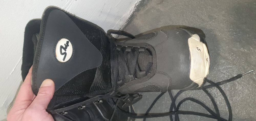 Sprzedam snowboard buty wiązania wszystko sprawne