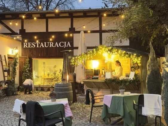 Stragan na jarmarki, festyny, kram , kiosk handlowy