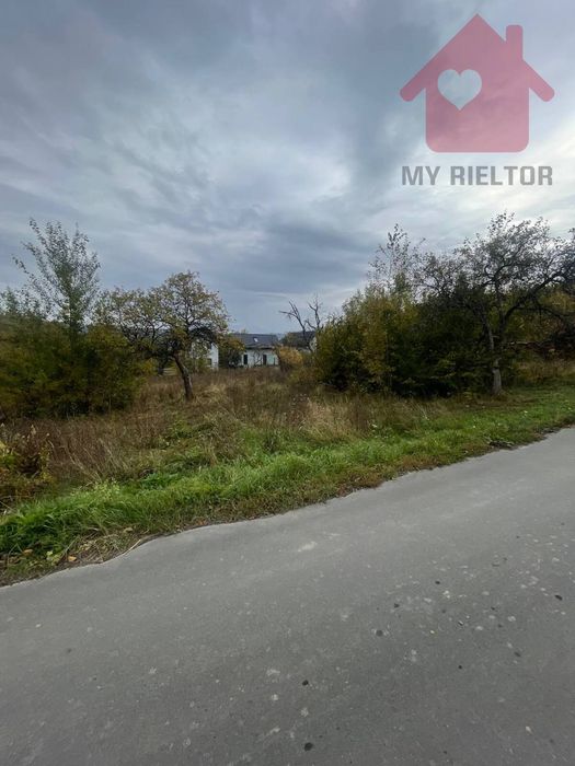 Продаж ділянки с. Гута