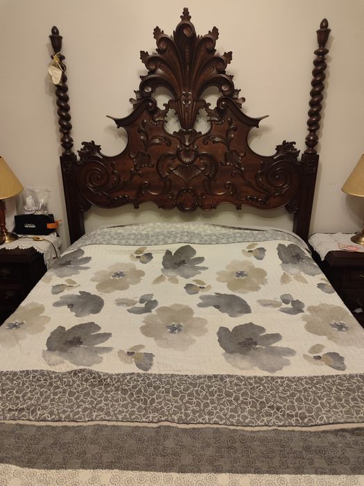 Cama casal vintage