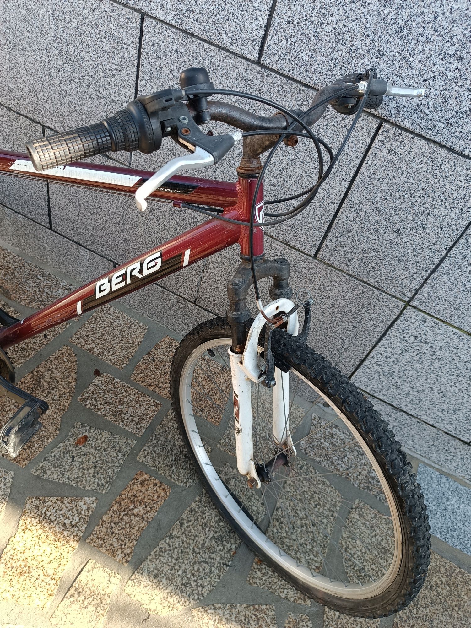 Bicicleta para uso ou peças