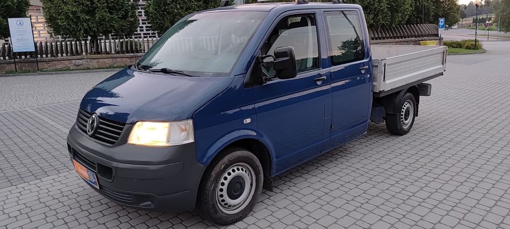 Volkswagen transporter T5 doka brygadówka 6 osobowy skrzyniowy