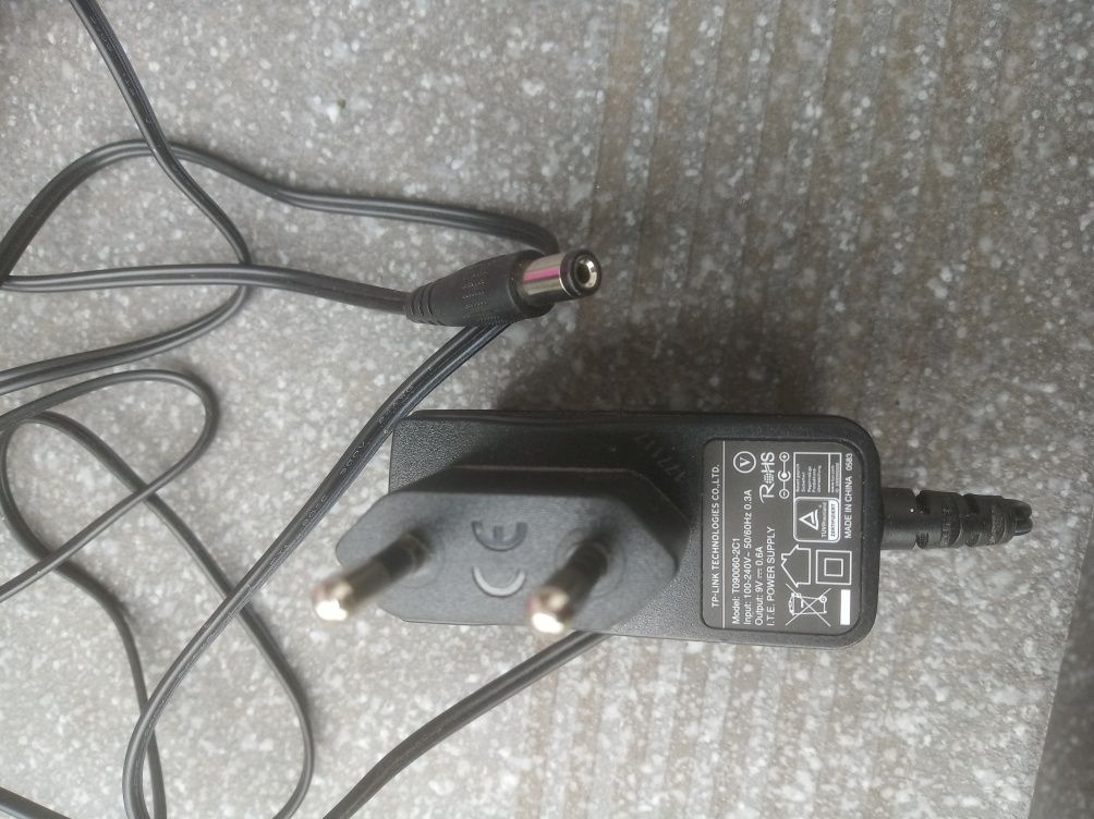 Zasilacz 12V, 9V, antenowy