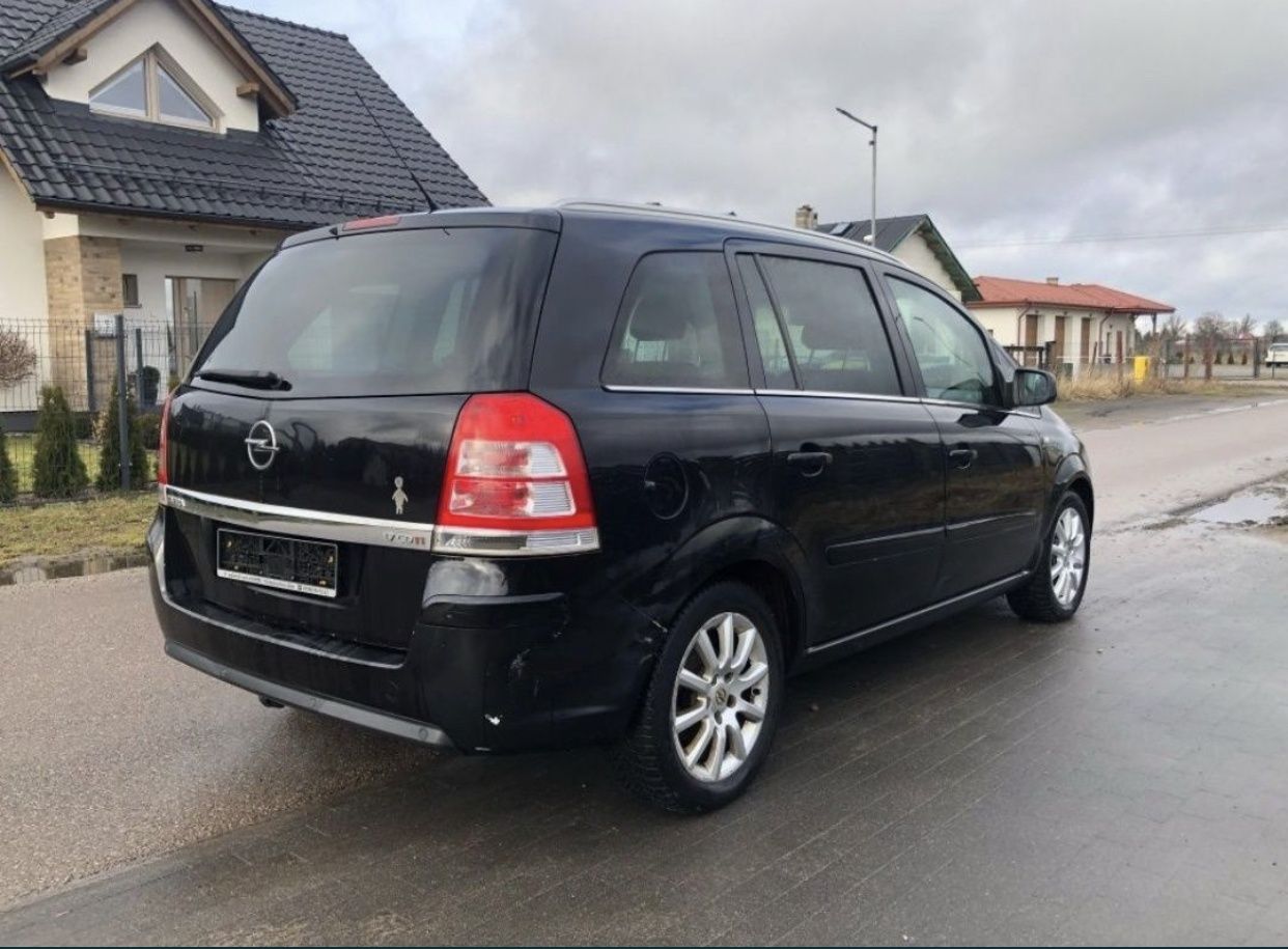 Opel Zafira 1.7 diesel 7 osob