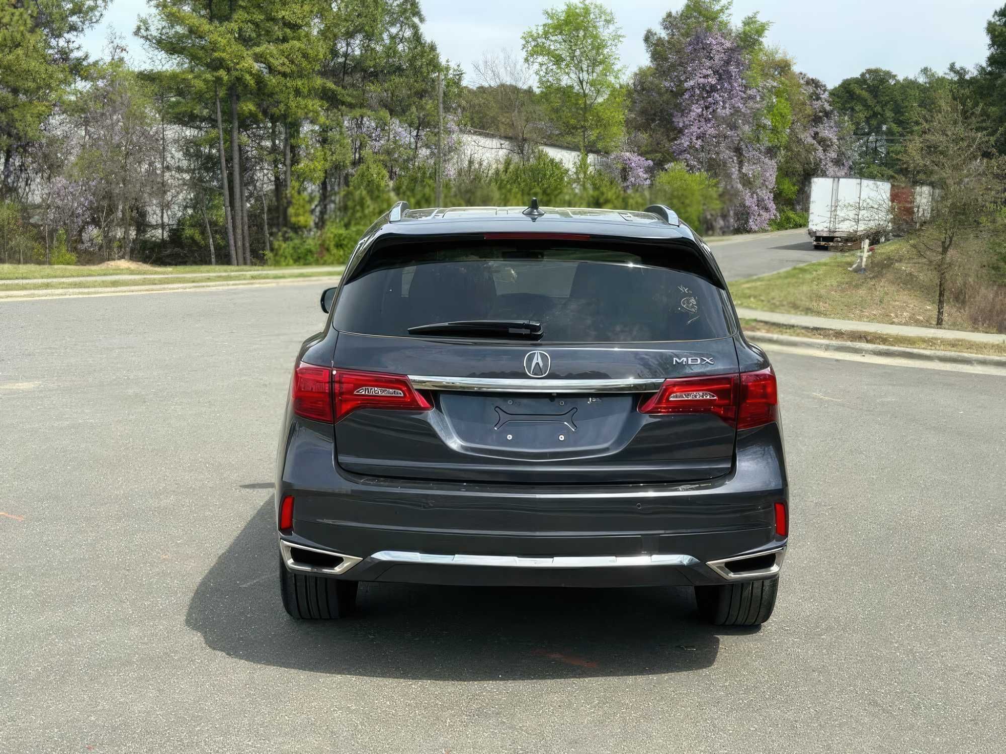 2019 Acura MDX with Advance Package
