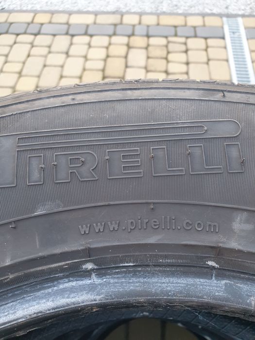 Opony 235/ 65/ 17 Pirelli