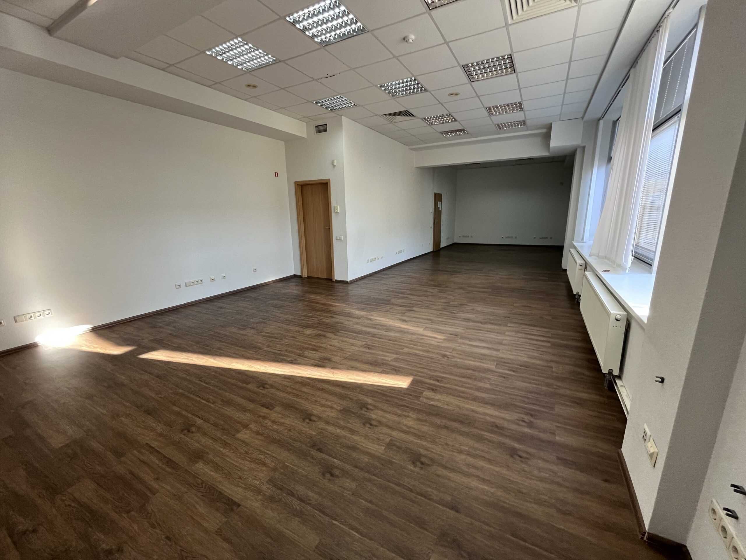 Офіс в БЦ, метро Контрактова Площа, Поштова