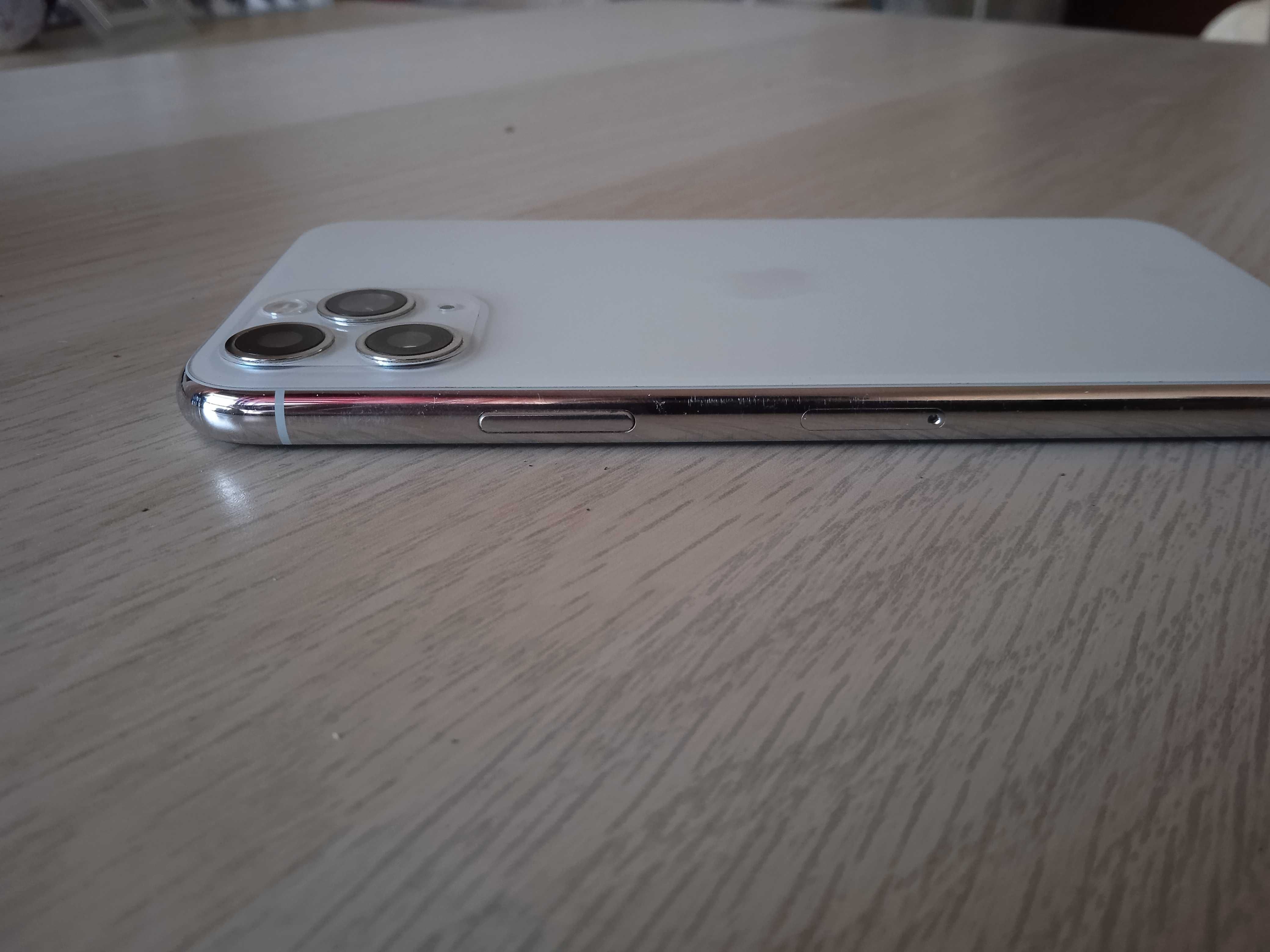 iPhone 11 Pro 64GB branco excelente estado