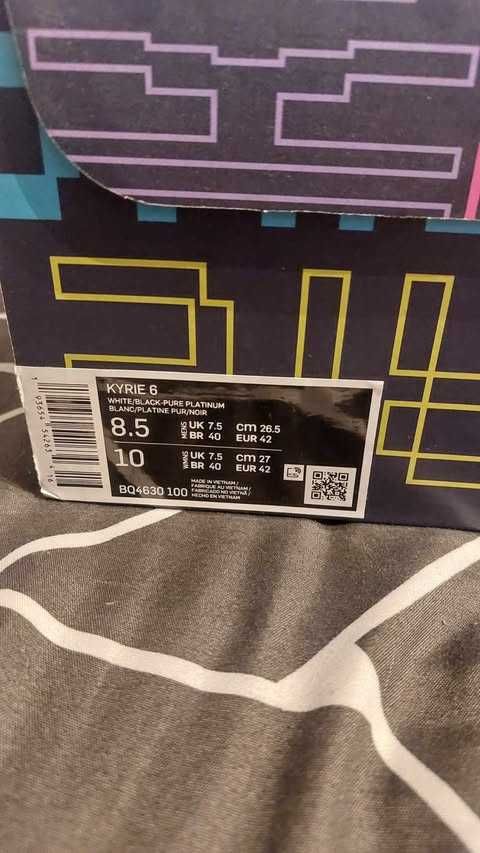 Nike Kyrie 6 Oreo