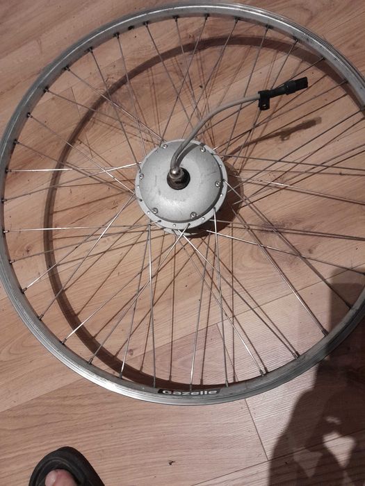 Koło do roweru elektrycznego gazelle 5 pin
