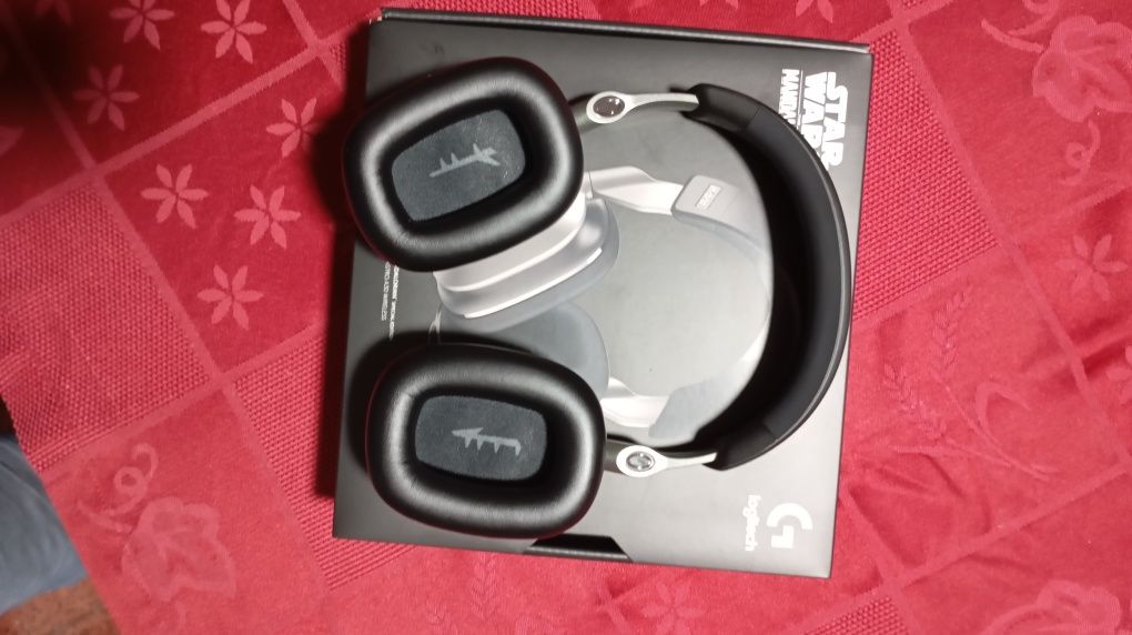 Logitech Astro A30 Mandalorian